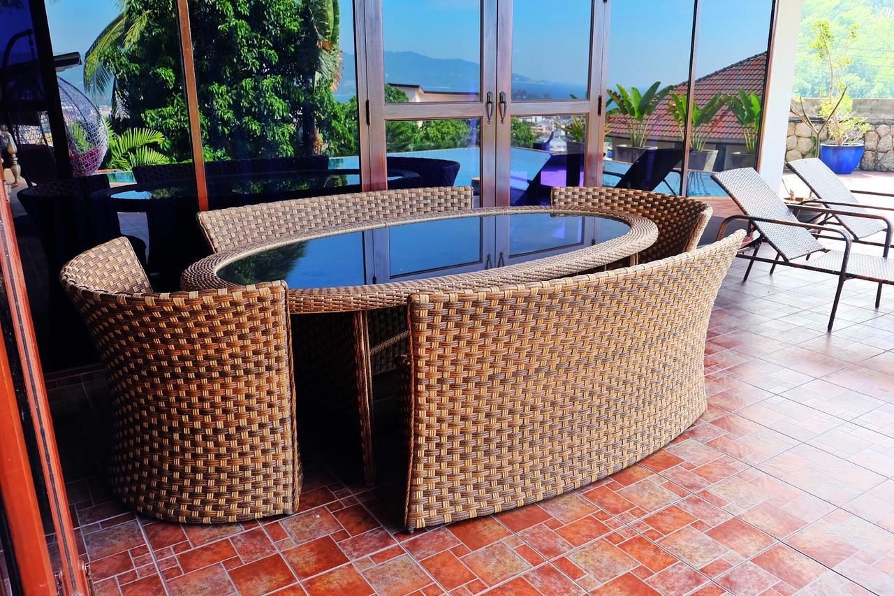 Happy Holidays Luxury Pool Pousada *
