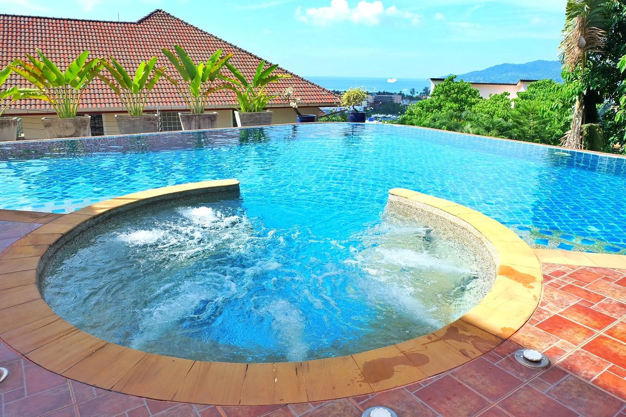Happy Holidays Luxury Pool Pousada
