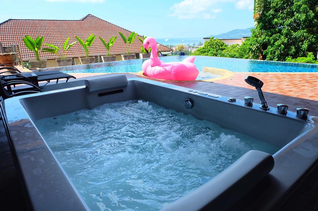 Happy Holidays Luxury Pool Pousada Patong